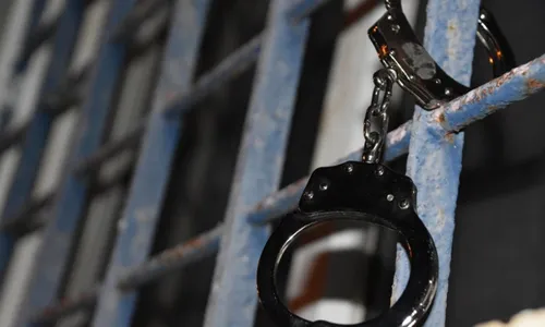 
          Imagem ilustrativa da imagem Detento de 49 anos morre após receber descarga elétrica em prisão
          