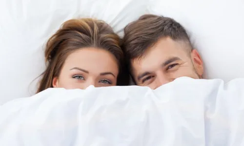 
          Imagem ilustrativa da imagem Dia do sexo: por que há quem pense que o sexo é superestimado?
          