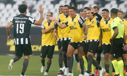 
          Imagem ilustrativa da imagem Diego Costa faz dois, e Botafogo vence o Bahia no RJ
          