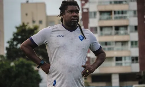 
          Imagem ilustrativa da imagem Dirigentes do Vitória traçam metas: “Agora é a hora de decolar”
          