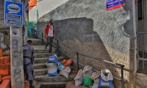 
          Imagem ilustrativa da imagem Dois mortos durante tiroteios no Bairro da Penha
          