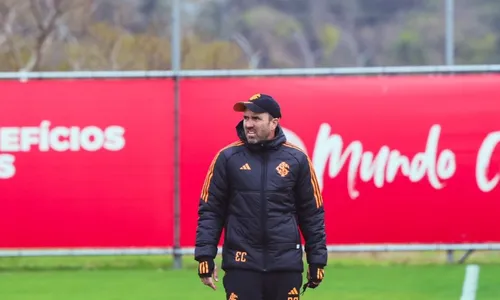 
          Imagem ilustrativa da imagem Eduardo Coudet admite desgaste do Inter e afirma que Libertadores é prioridade
          