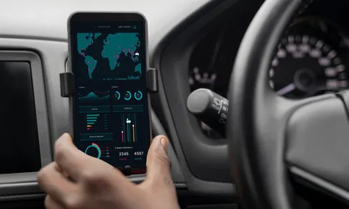 
          Imagem ilustrativa da imagem Empresa de ônibus de SP proíbe que motoristas trabalhem em carro de aplicativo
          