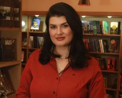 
          Imagem ilustrativa da imagem Enfermeira começou a estudar aos 50 e foi aprovada três vezes
          