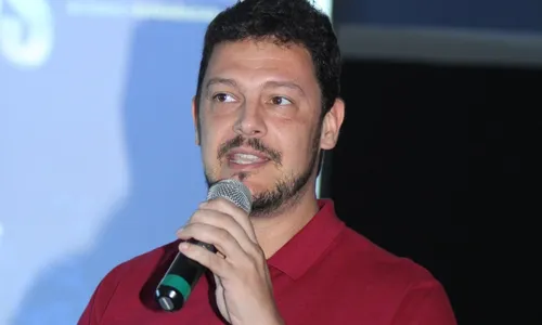 
          Imagem ilustrativa da imagem Estudada volta do horário de verão
          