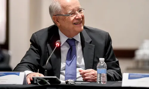 
          Imagem ilustrativa da imagem Ex-embaixador do Brasil, Sérgio Amaral, morre aos 79 anos
          