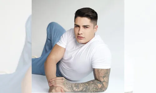 
          Imagem ilustrativa da imagem Ex-marido de Jojo Todynho chora e diz que vai voltar para o Exército
          