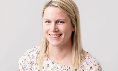 
          Imagem ilustrativa da imagem Ex-nadadora que disputou as Olimpíadas morre aos 42 anos enquanto dormia
          