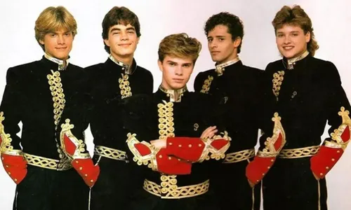 
          Imagem ilustrativa da imagem Ex-paquito e pai de 19 filhos é barrado na casa de Xuxa e pede perdão
          