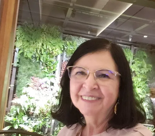 
          Imagem ilustrativa da imagem Excesso de tecnologia cria geração de pessoas exaustas
          