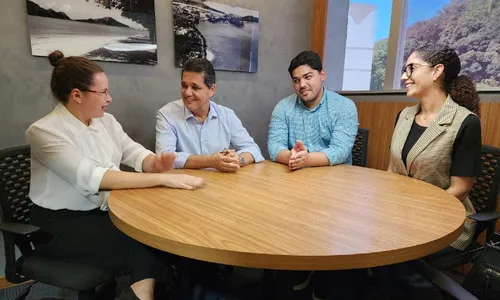 
          Imagem ilustrativa da imagem Executivos da Shein visitam ES e estudam implantar centro de distribuição
          