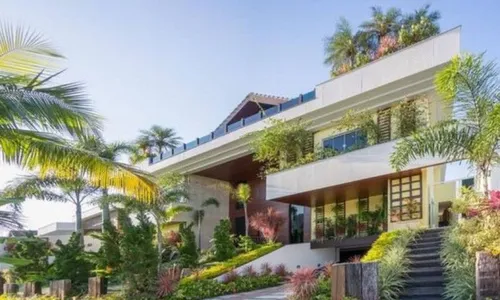 
          Imagem ilustrativa da imagem FOTOS | Ex-jogador do Flamengo coloca mansão de R$ 11,8 milhões à venda
          