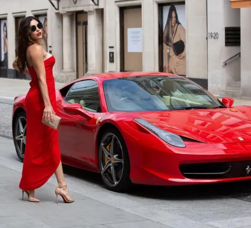 
          Imagem ilustrativa da imagem Família de modelo do ES pede ajuda após mulher sofrer acidente na Inglaterra
          