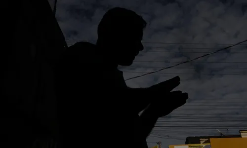 
          Imagem ilustrativa da imagem Família é rendida dentro de carro por ladrões em rodovia de Cariacica
          