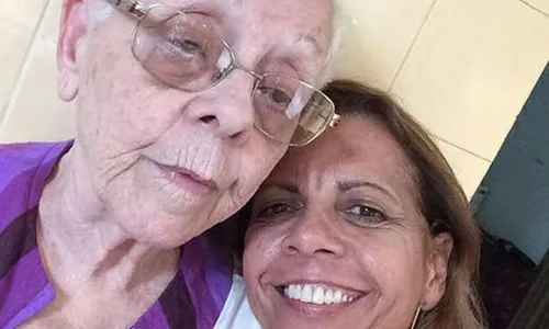 
          Imagem ilustrativa da imagem Famílias sofrem de esgotamento emocional após diagnóstico de doenças da memória
          