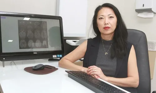 
          Imagem ilustrativa da imagem Famílias sofrem de esgotamento emocional após diagnóstico de doenças da memória
          