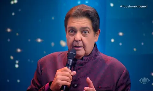
          Imagem ilustrativa da imagem Faustão comenta aposentadoria em entrevista nos EUA após deixar a Band
          