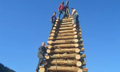 
          Imagem ilustrativa da imagem Festa junina com fogueira “gigante” na Região Serrana do ES
          
