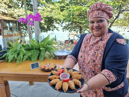 
          Imagem ilustrativa da imagem Festivais com shows e delícias em Iriri
          