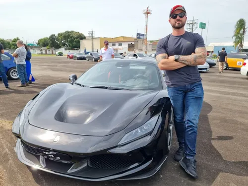 
          Imagem ilustrativa da imagem Festival traz carros velozes de até R$ 7 milhões ao ES
          