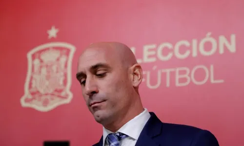 
          Imagem ilustrativa da imagem Fifa abre processo disciplinar contra presidente da Federação Espanhola
          