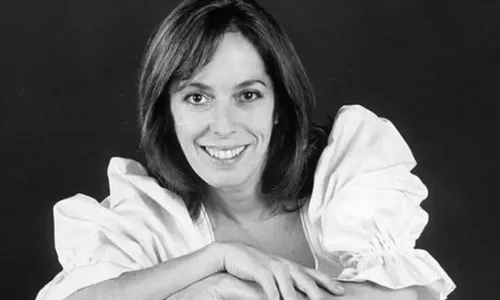 
          Imagem ilustrativa da imagem Filha de Charles Chaplin, atriz Josephine Hannah morre aos 74 anos em Paris
          