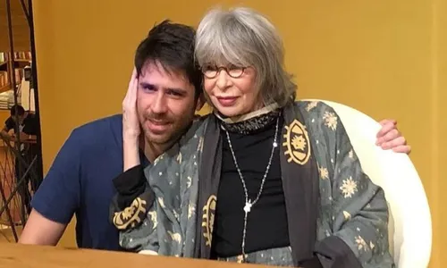 
          Imagem ilustrativa da imagem Filho de Rita Lee cria modelo de inteligência artificial com voz da mãe
          