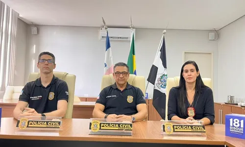 
          Imagem ilustrativa da imagem Filho que confessou ter matado a mãe de 84 anos disse que era um "fracassado"
          