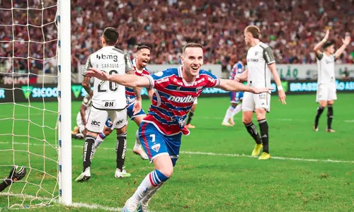 
          Imagem ilustrativa da imagem Fortaleza vence Atlético-MG em segundo jogo de Felipão e cola no G4
          