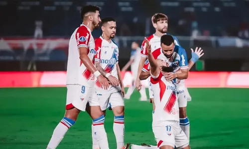 
          Imagem ilustrativa da imagem Fortaleza vence Libertad e abre vantagem nas oitavas da Sul-Americana
          