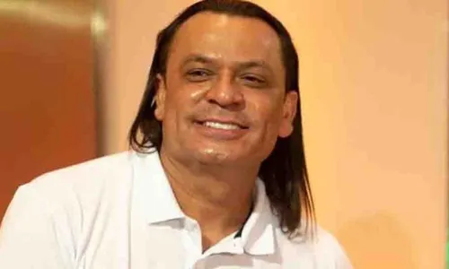 
          Imagem ilustrativa da imagem Frank Aguiar se compara com Brad Pitt após harmonização facial
          