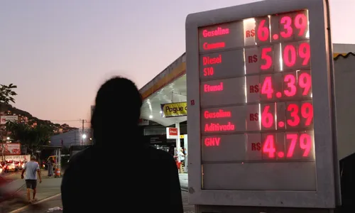 
          Imagem ilustrativa da imagem Gasolina já é vendida acima de 6 reais na Grande Vitória
          