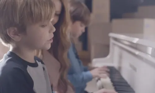 
          Imagem ilustrativa da imagem Gerard Piqué quer processar Shakira após participação dos filhos em clipe
          