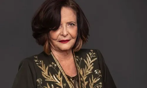 
          Imagem ilustrativa da imagem Heloísa Teixeira toma posse na Academia Brasileira de Letras
          