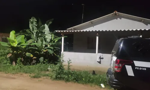 
          Imagem ilustrativa da imagem Homem é preso acusado de matar amigo em briga por cachaça no ES
          