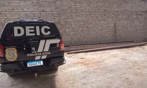 
          Imagem ilustrativa da imagem Homem é preso com 10 toneladas de trilhos no Sul do ES
          