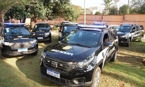 
          Imagem ilustrativa da imagem Homem é queimado vivo dentro de carrinho de compras em Belo Horizonte
          