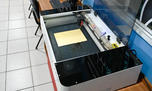 
          Imagem ilustrativa da imagem Impressora 3D para estimular criatividade
          