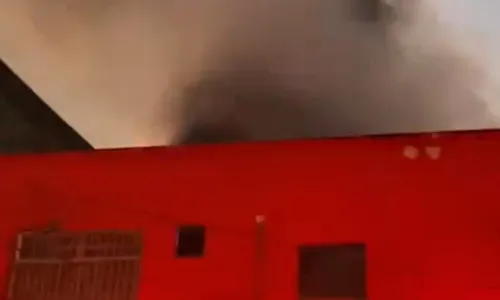 
          Imagem ilustrativa da imagem Incêndio atinge galpão no Brás, em São Paulo
          