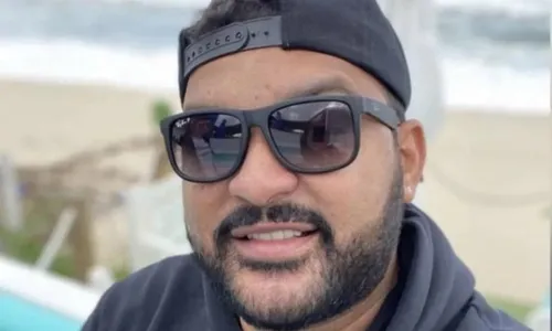 
          Imagem ilustrativa da imagem Influenciador de perfil famoso nas redes sociais é assassinado a tiros
          