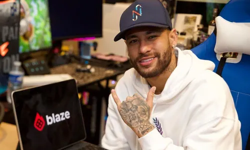 
          Imagem ilustrativa da imagem Influenciadora trans afirma que ficou com Neymar
          