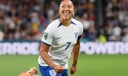 
          Imagem ilustrativa da imagem Inglaterra resolve em 5 minutos, vence a Dinamarca e encaminha vaga na Copa
          