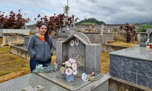 
          Imagem ilustrativa da imagem Invasão, roubo e vandalismo em cemitérios de Anchieta
          