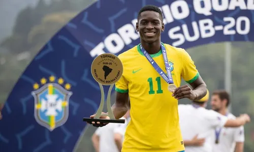 
          Imagem ilustrativa da imagem Investigação sobre apostas no futebol também envolve ex-Fluminense Luiz Henrique
          