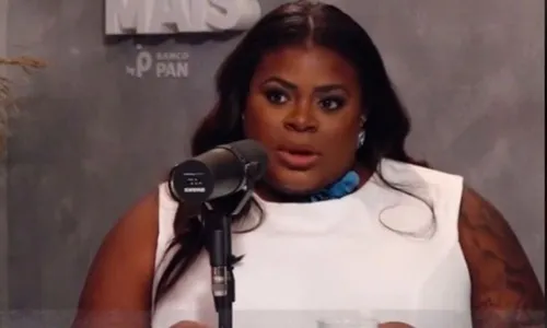 
          Imagem ilustrativa da imagem Jojo Todynho reclama de racismo em blitz e chama agente de 'assalariado'
          