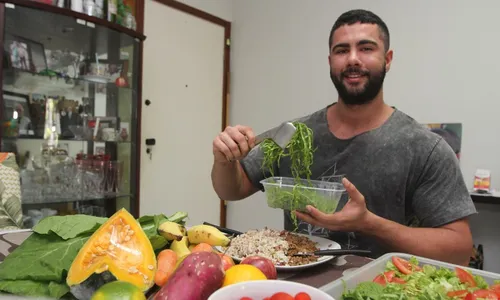 
          Imagem ilustrativa da imagem Jovens consomem menos frutas, verduras e legumes, diz pesquisa
          