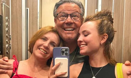 
          Imagem ilustrativa da imagem Larissa Manoela só tinha 2% de participação em empresa com seu nome
          