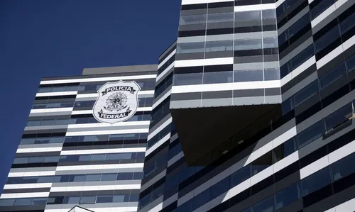 
          Imagem ilustrativa da imagem Lesa Pátria: PF mira possível financiador dos ataques do 8 de janeiro
          