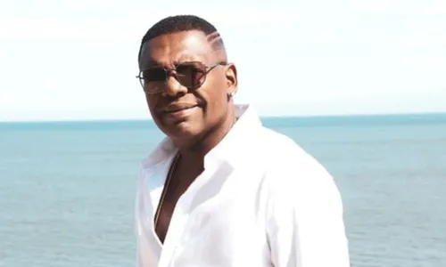 
          Imagem ilustrativa da imagem MC Marcinho passa por cirurgia para implante de coração artificial
          