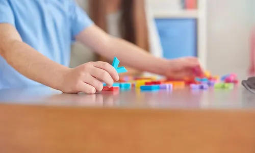 
          Imagem ilustrativa da imagem MEC deve investir R$ 3 bilhões para alfabetização na idade certa
          